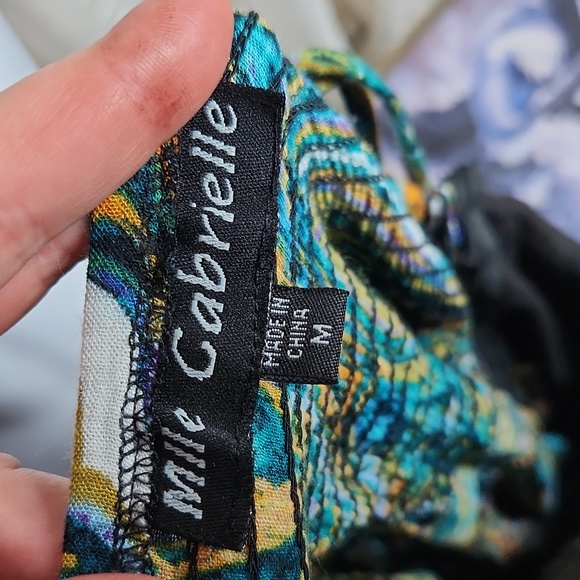 2/$25 Green and Blue Boho Paisley Print Maxi V-Neck Sundress W/ Bead Detail SzM - Picture 5 of 8